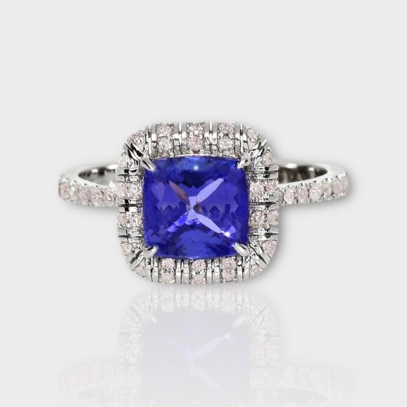Tanzanite Engagement Ring - Picture 2 of 8